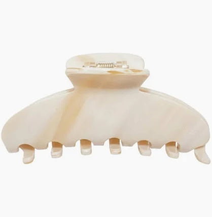 emij hair clip